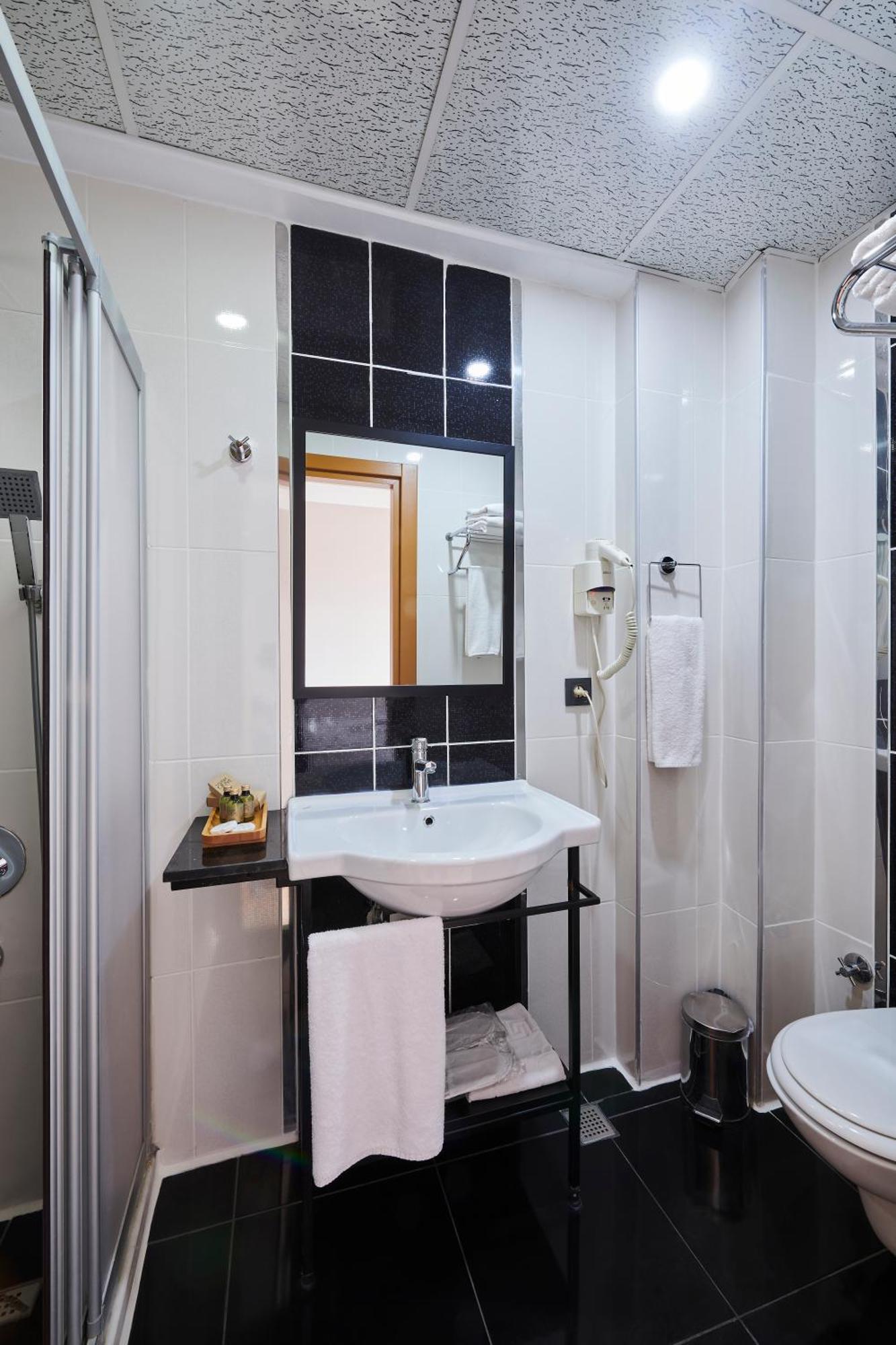 Pera Life Hotel Istanbul Exterior foto